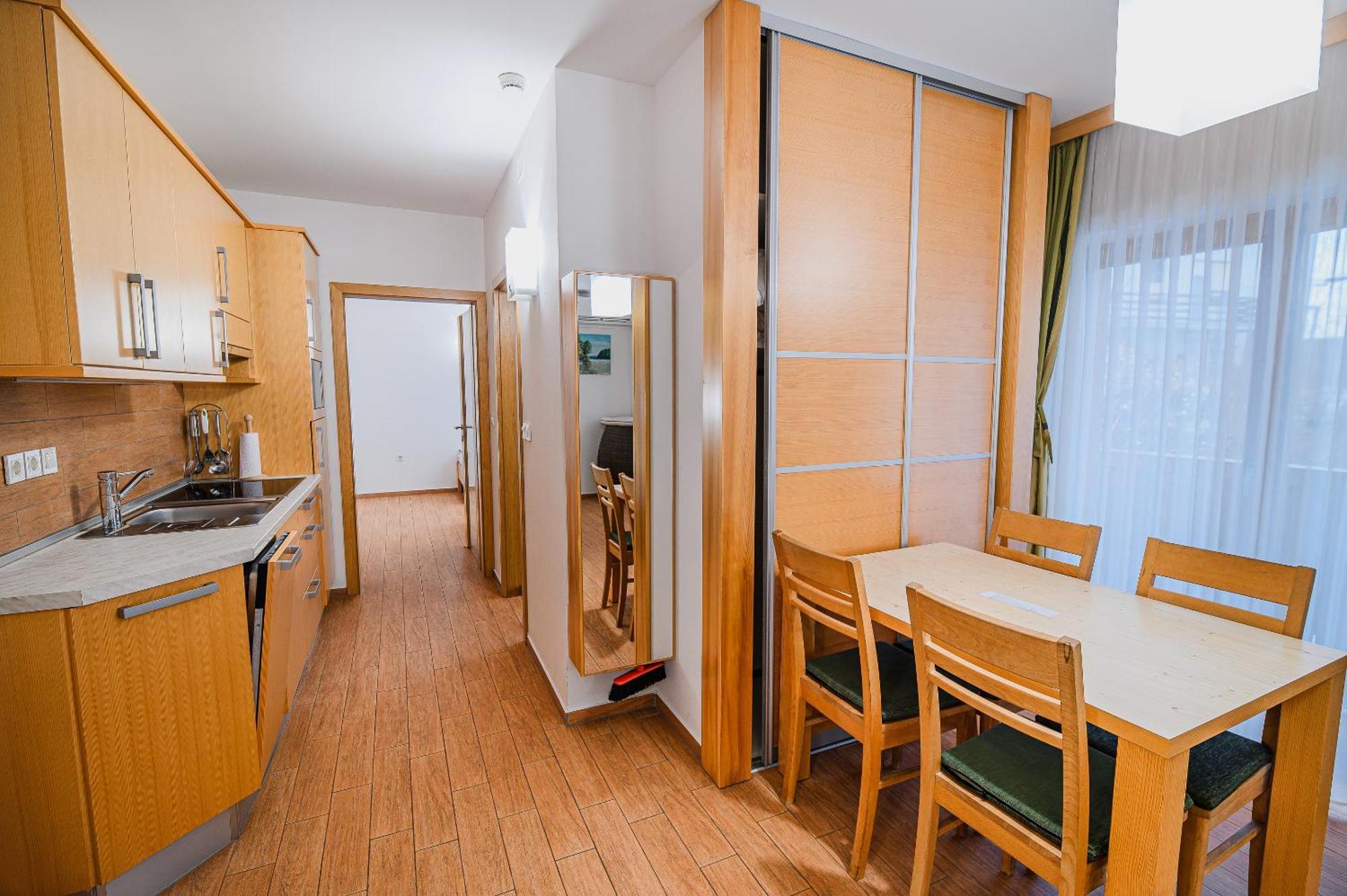 Apartments Maleric With Indoor Pool And Wellness Dragatus Ruang foto