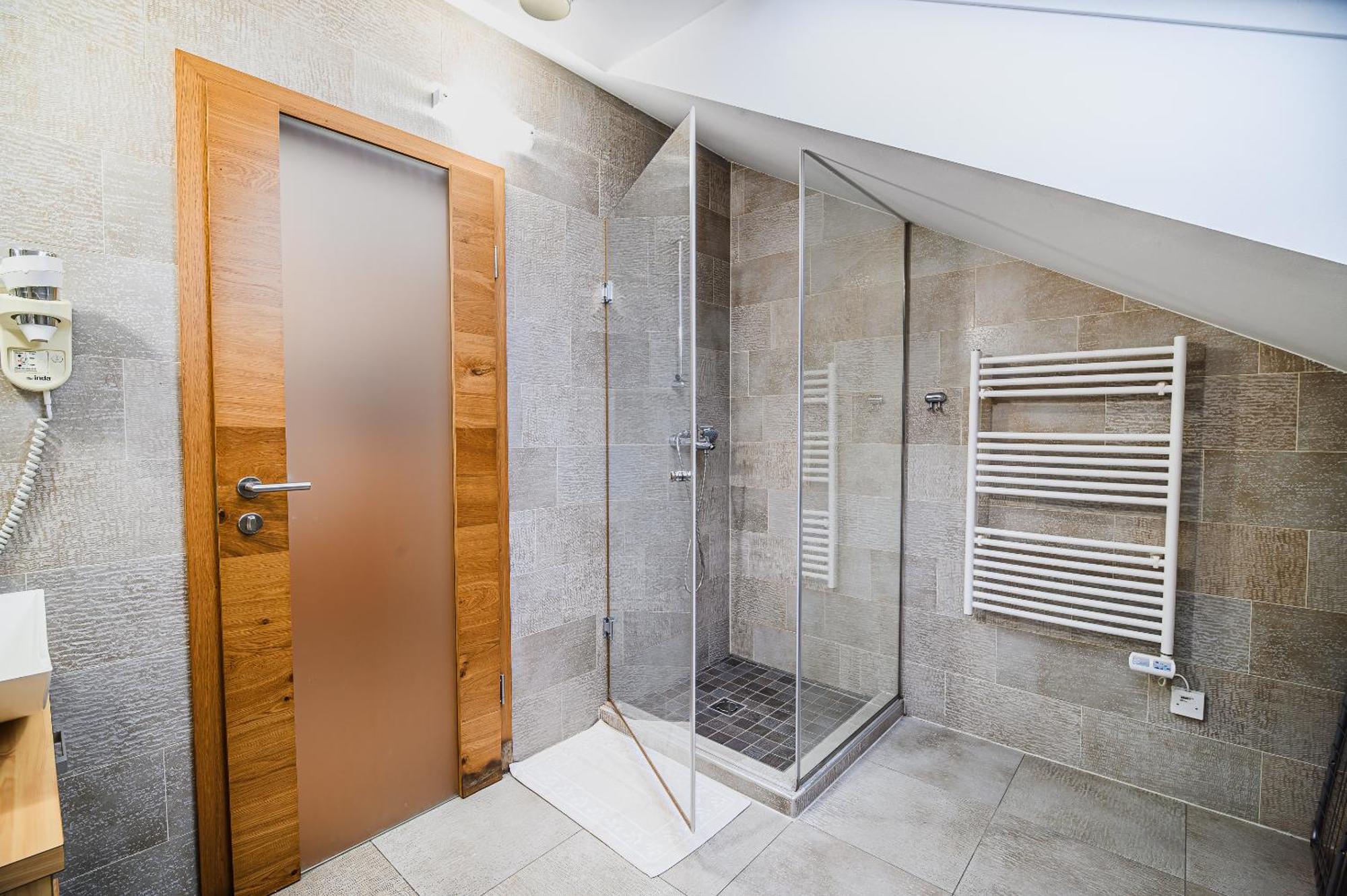 Apartments Maleric With Indoor Pool And Wellness Dragatus Ruang foto