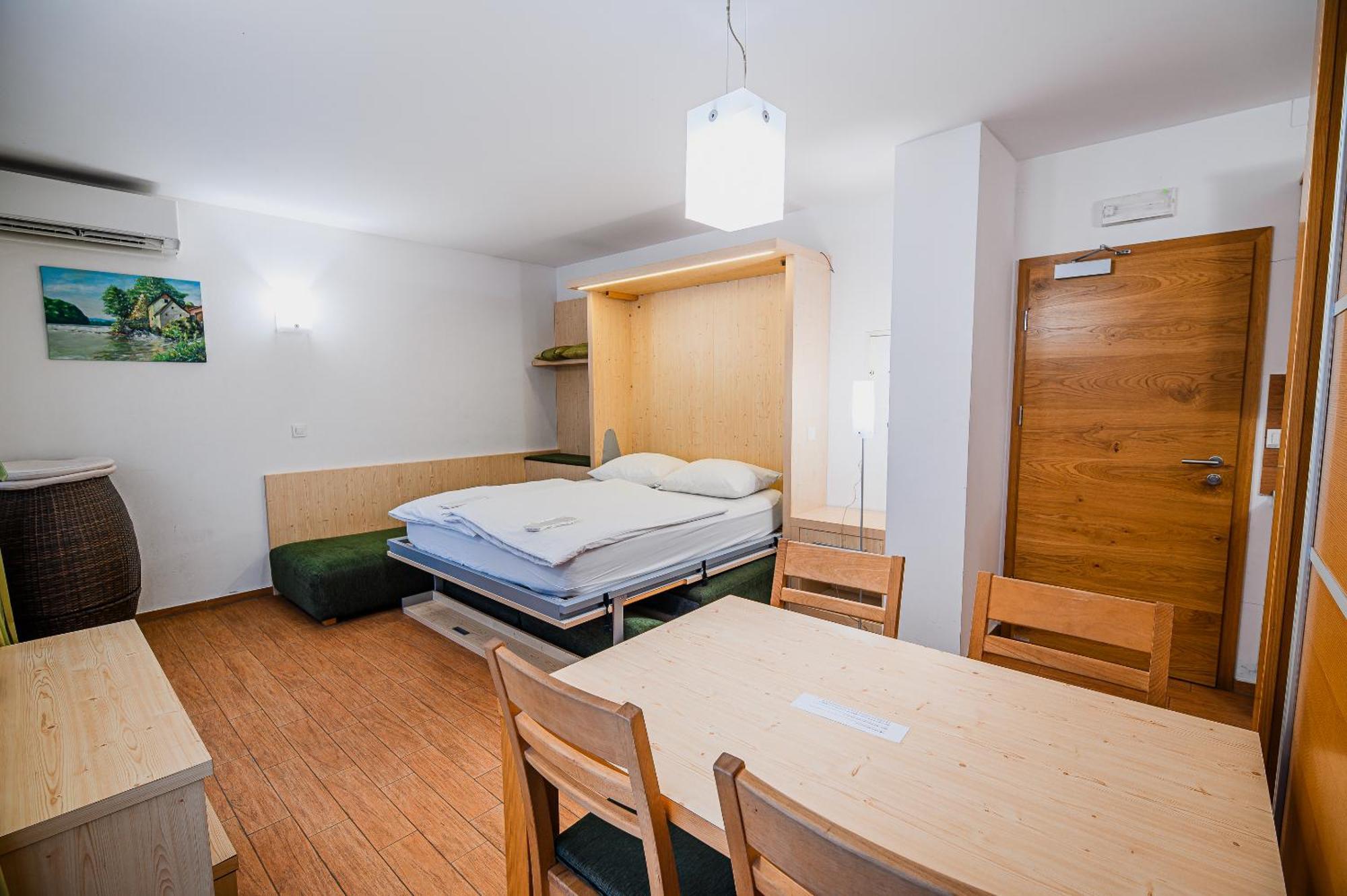 Apartments Maleric With Indoor Pool And Wellness Dragatus Ruang foto