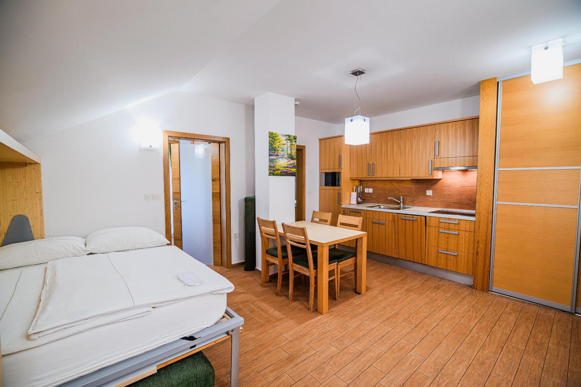 Apartments Maleric With Indoor Pool And Wellness Dragatus Ruang foto